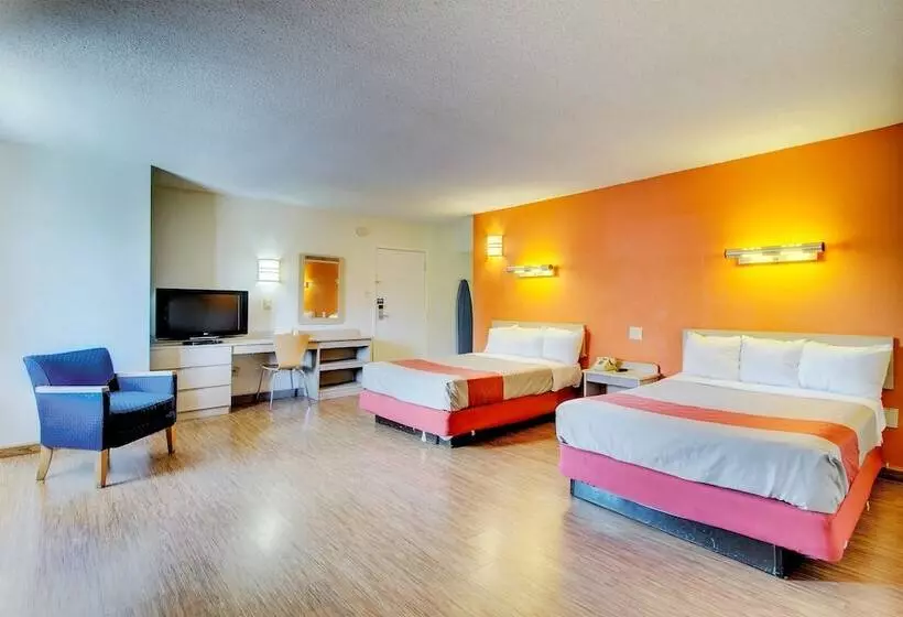 ２ダブルベッドのスタンダードルーム, Motel 6 Washington Dc