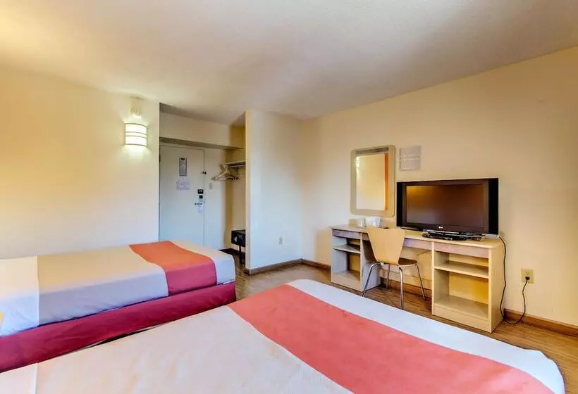 ２ダブルベッドのスタンダードルーム, Motel 6 Washington Dc