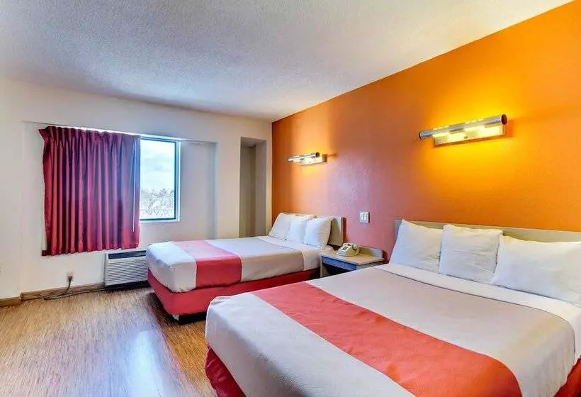 ２ダブルベッドのスタンダードルーム, Motel 6 Washington Dc