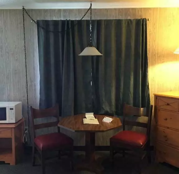 スタンダードルーム, Z Bar Motel