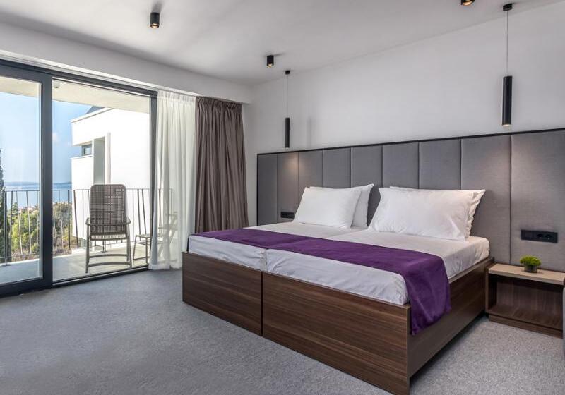 高级海景房, Ad Turres