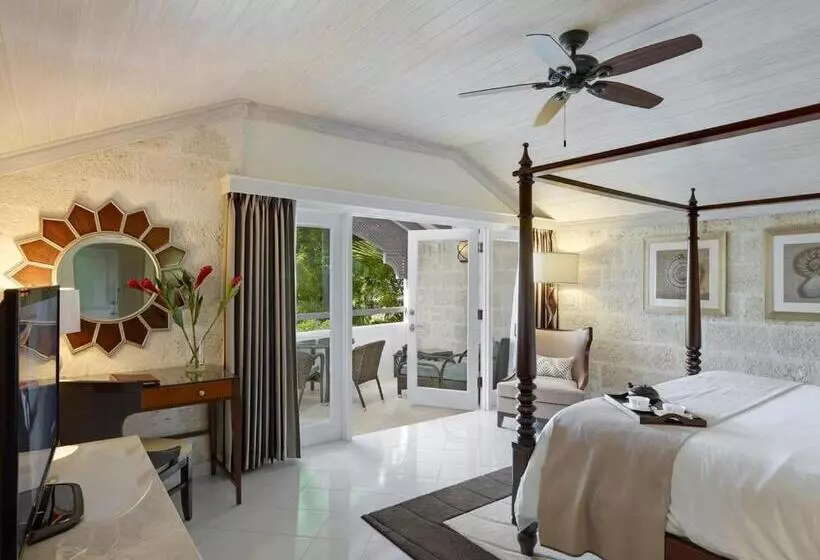 اتاق لوکس با چشمانداز استخر, Colony Club By Elegant Hotels