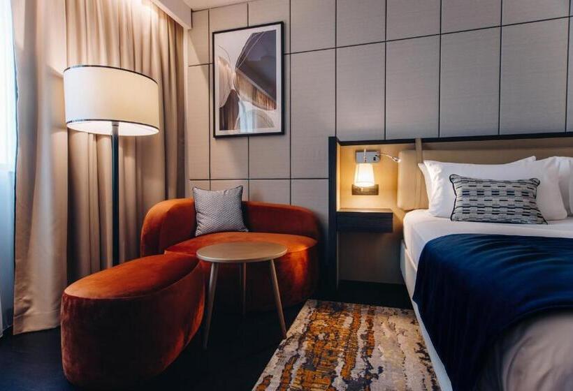 اتاق استاندارد, Crowne Plaza Belgrade, An Ihg