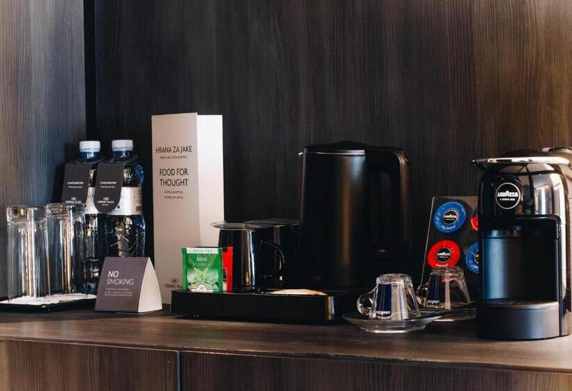 Camera Standard Letto King, Crowne Plaza Belgrade, An Ihg