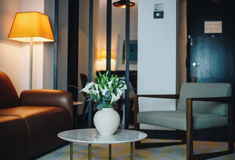 Suite, Crowne Plaza Belgrade, An Ihg