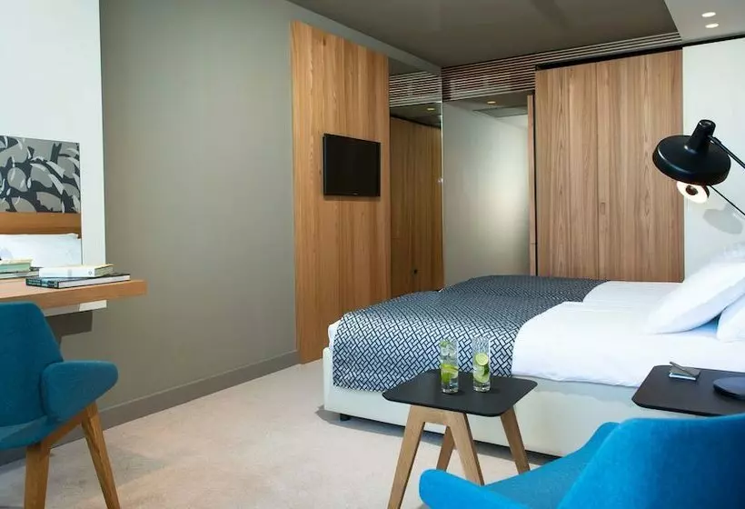 オーシャンビューデラックスルームバルコニー付き, Dubrovnik Palace
