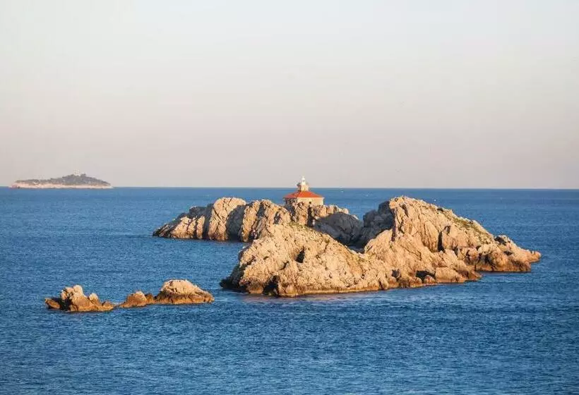 オーシャンビュージュニアスイート, Dubrovnik Palace