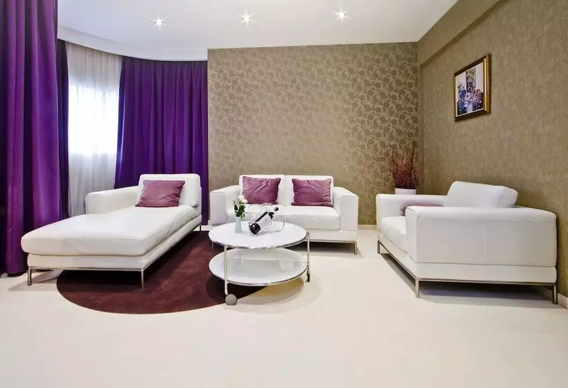 ジュニアスイート, Dubrovnik
