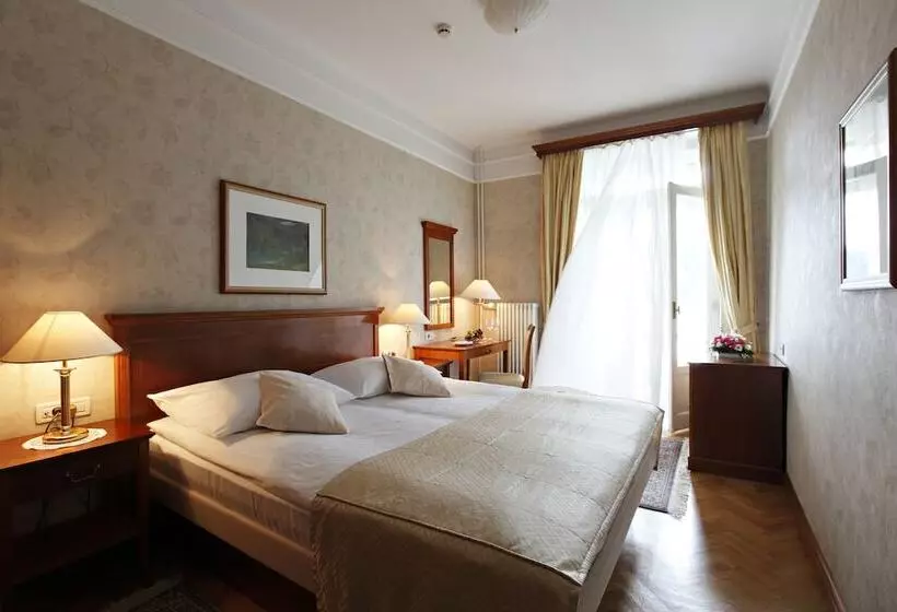 バルコニー付きシングルスタンダードルーム, Grand Hotel Toplice   Small Luxury Hotels Of The World