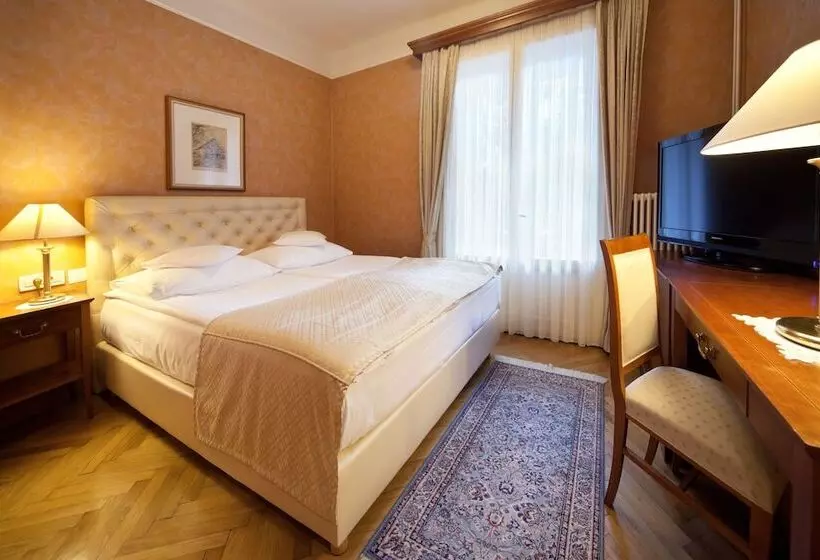 バルコニー付きシングルスタンダードルーム, Grand Hotel Toplice   Small Luxury Hotels Of The World