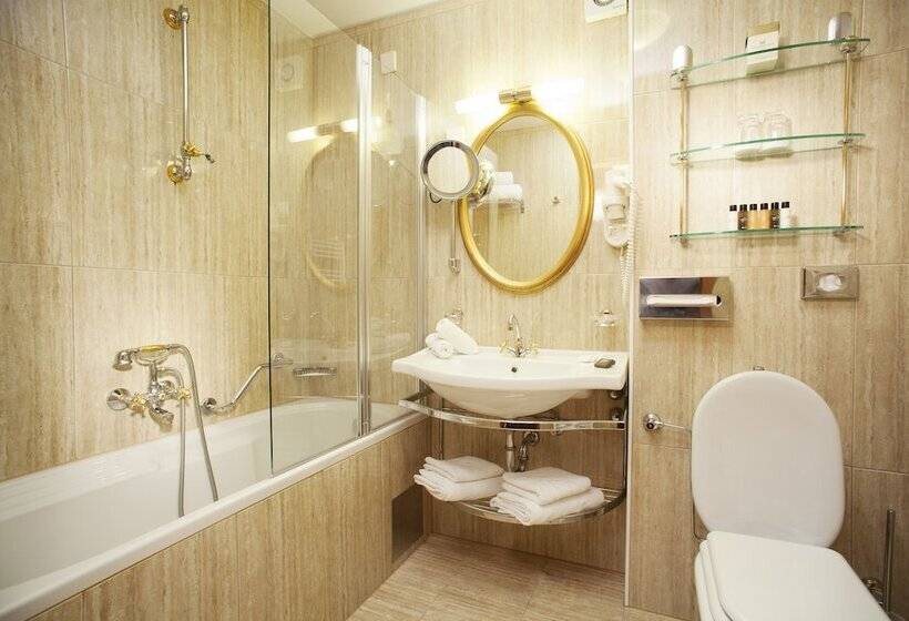 اتاق استاندارد با بالکن, Grand Hotel Toplice Small Luxury Hotels Of The World