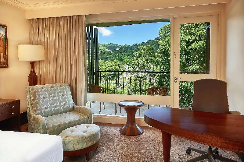 Номер Deluxe Кровать Кинг, Hilton Trinidad & Conference Centre