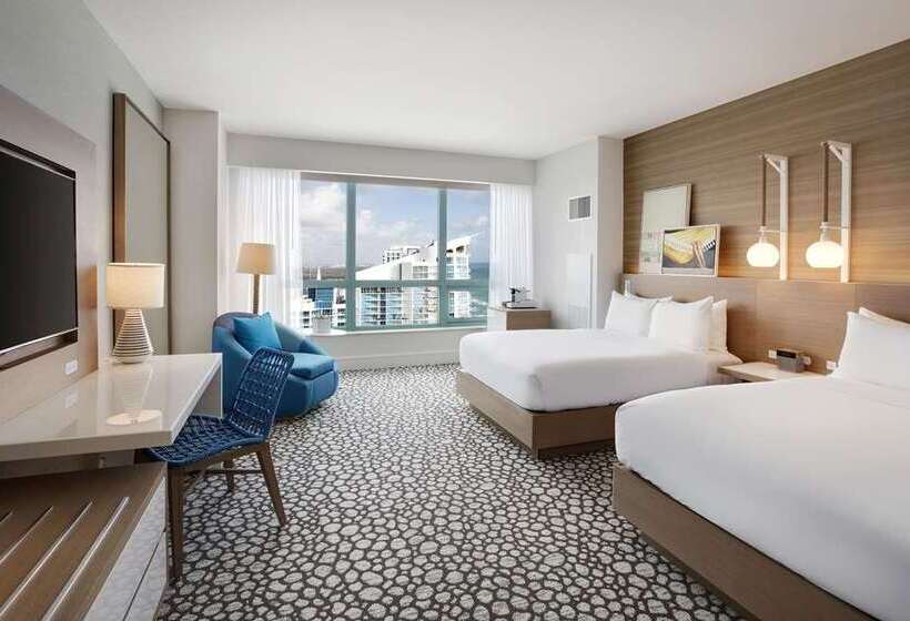 Номер Deluxe, Hilton Trinidad & Conference Centre