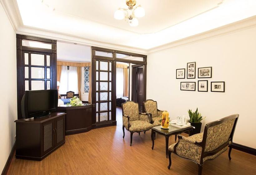 سوییت اجرایی, Hoa Binh