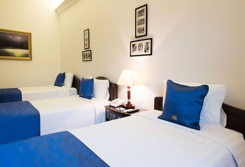 اتاق استاندارد سه نفره, Hoa Binh