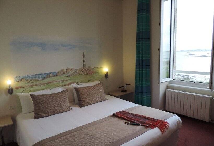 オーシャンビュースーペリアールーム, Hôtel Aux Tamaris Vue Mer