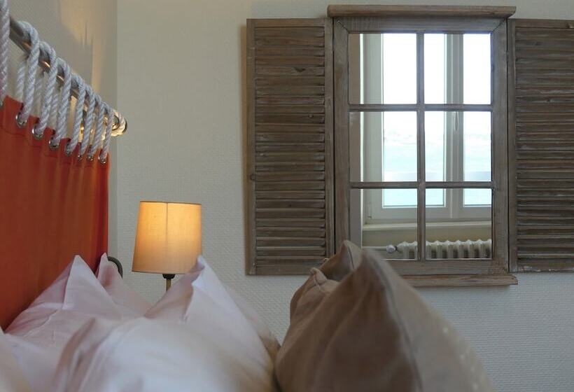 オーシャンビュースーペリアールーム, Hôtel Aux Tamaris Vue Mer