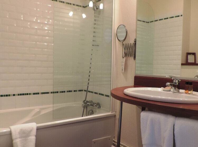 オーシャンビュースーペリアールーム, Hôtel Aux Tamaris Vue Mer