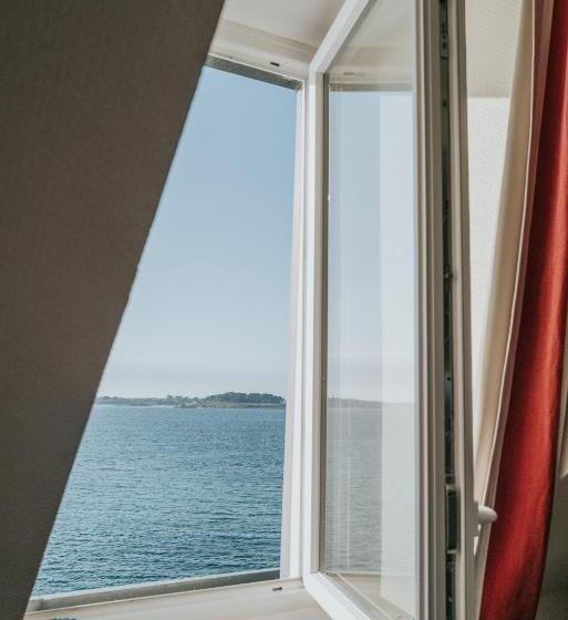海の見えるコンフォートルーム, Hôtel Aux Tamaris Vue Mer