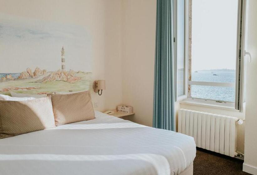 オーシャンビュースーペリアールーム, Hôtel Aux Tamaris Vue Mer