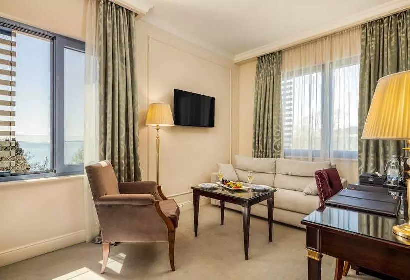 Junior Suite, Park Split