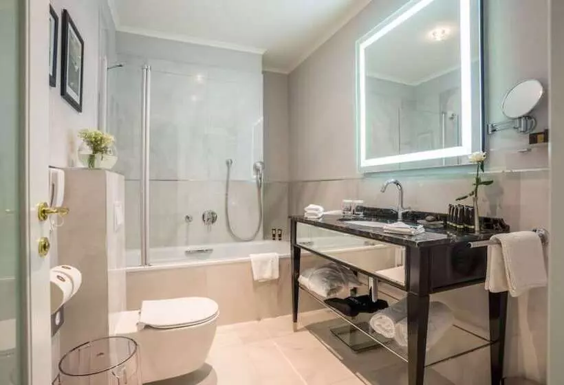 Suite Prezidențial, Park Split