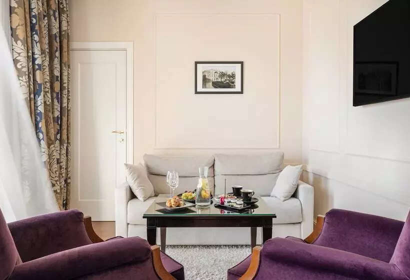 Suite Prezidențial, Park Split