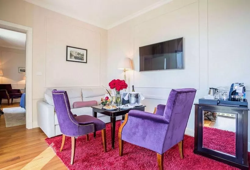 Suite Prezidențial, Park Split