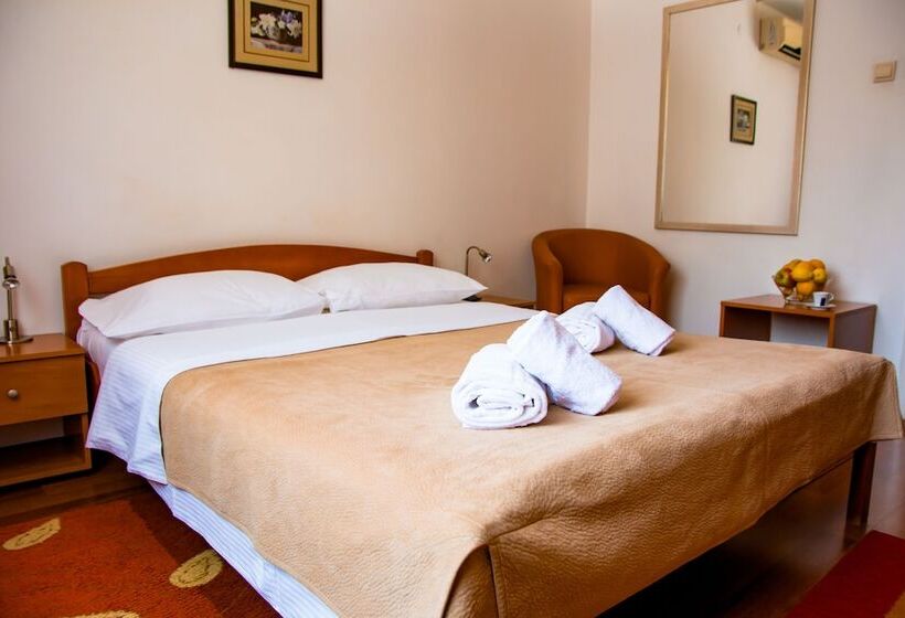 اتاق استاندارد, Srbija Free Parking