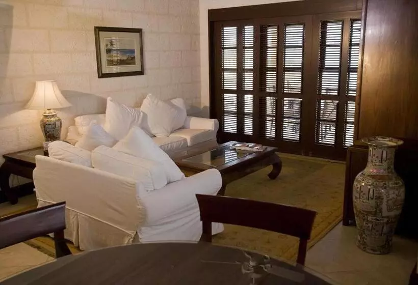 Suite with Pool, The Crane Resort