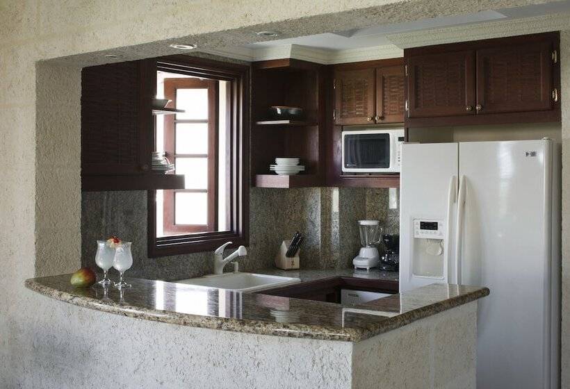 Suite met Uitzicht op Zee, The Crane Resort