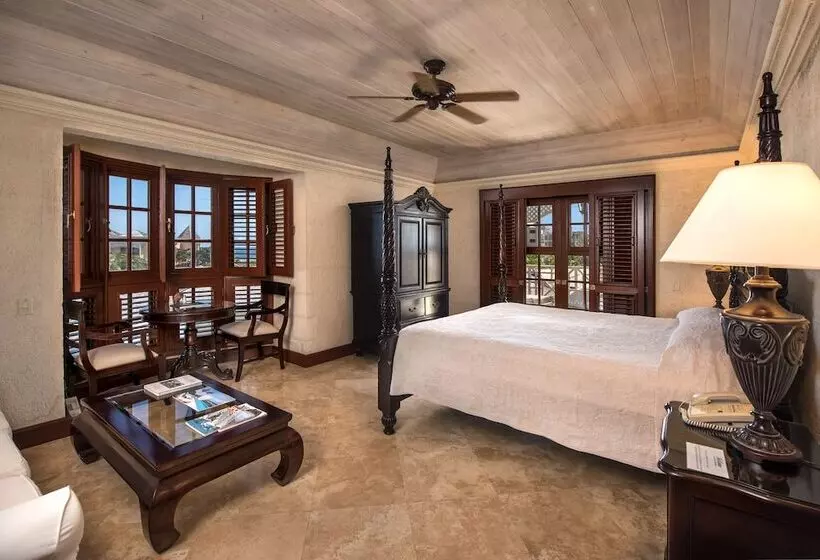 2 Bedrooms Suite Sea View, The Crane Resort