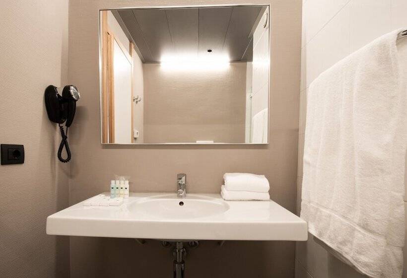 Suite, Dc Hotel International