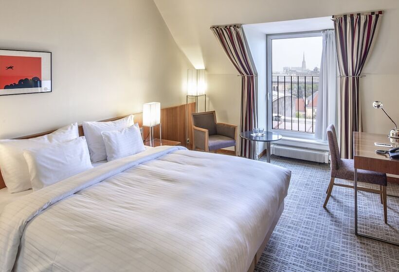 اتاق استاندارد با چشم‌انداز شهر, K+k Hotel Maria Theresia