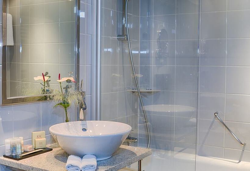 اتاق استاندارد با تراس, K+k Hotel Maria Theresia