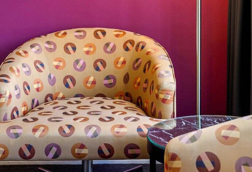 اتاق سوپریور با چشمانداز, Pullman Sydney Hyde Park