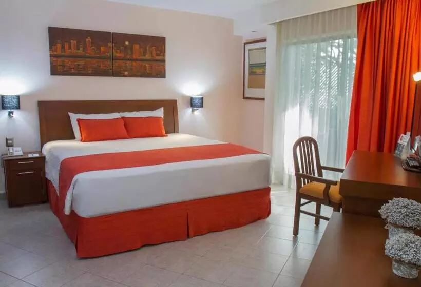 سوییت جونیور, Viva Villahermosa