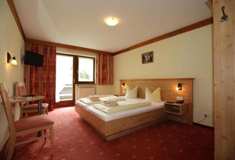 غرفة قياسية, T3 Alpenhotel Garfrescha