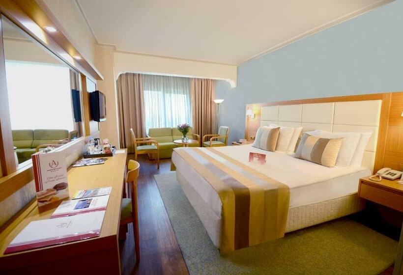 اتاق لوکس سه تخته, Akgun Istanbul