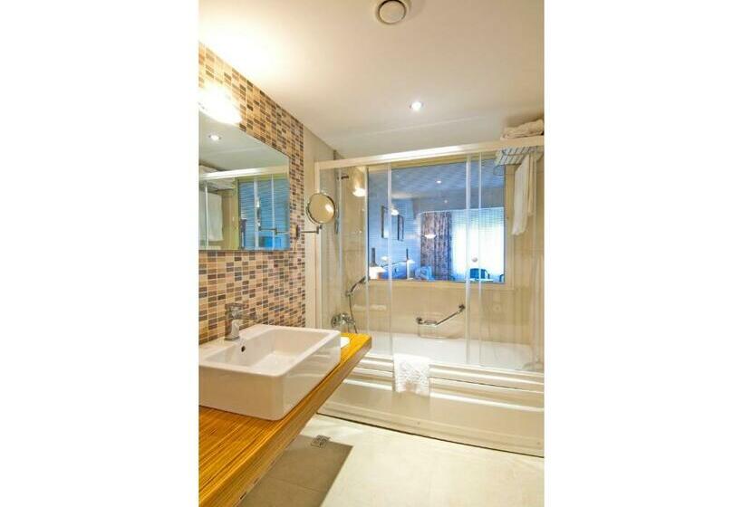 اتاق لوکس یک تخته, Akgun Istanbul