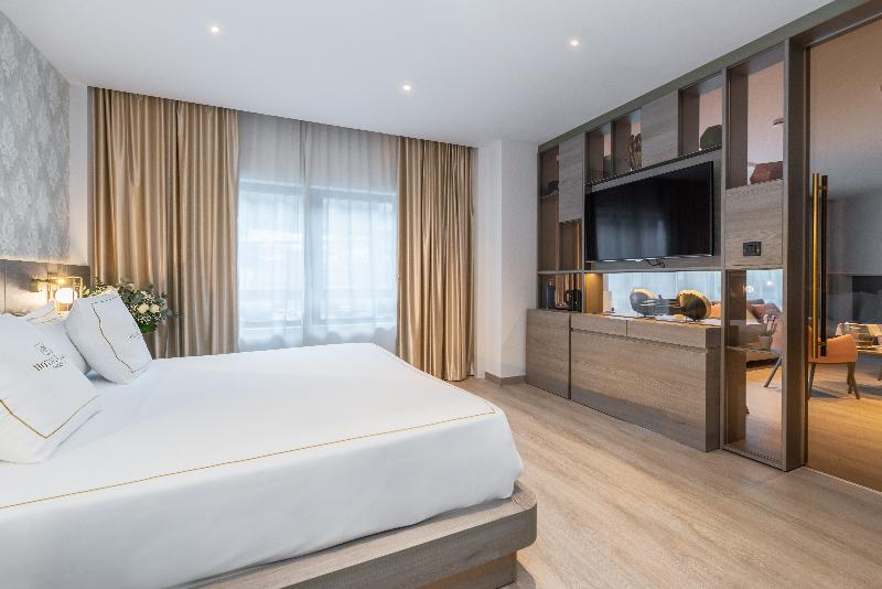 اتاق لوکس سه تخته, Grand Plaza Hotel & Wellness