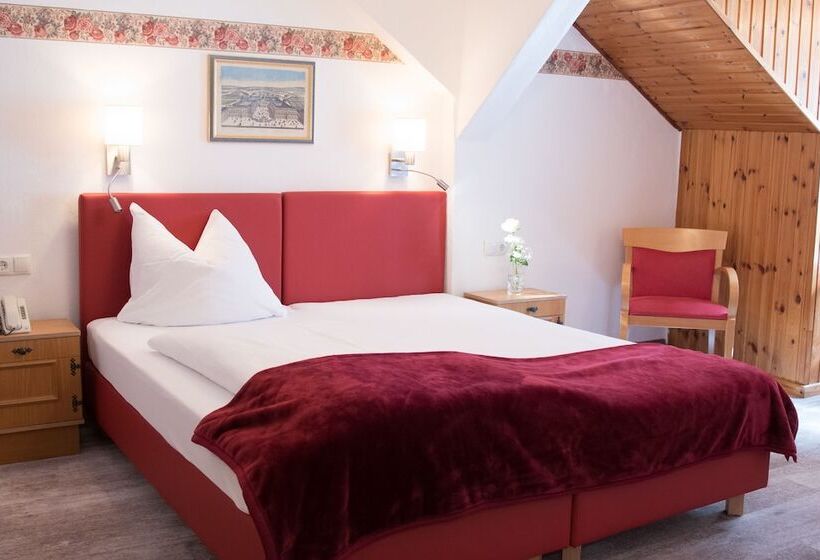 غرفة قياسية, Restaurant Grünwalderhof