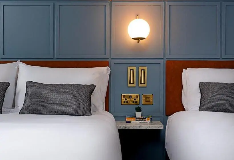 Triple Standard Room with Views