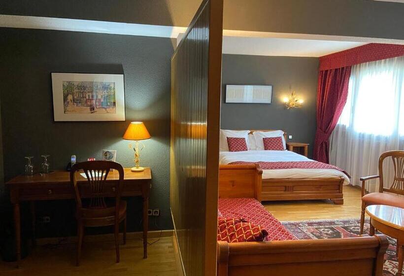 سوییت جونیور, Llop Gris