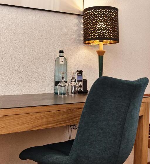 اتاق استاندارد, Llop Gris