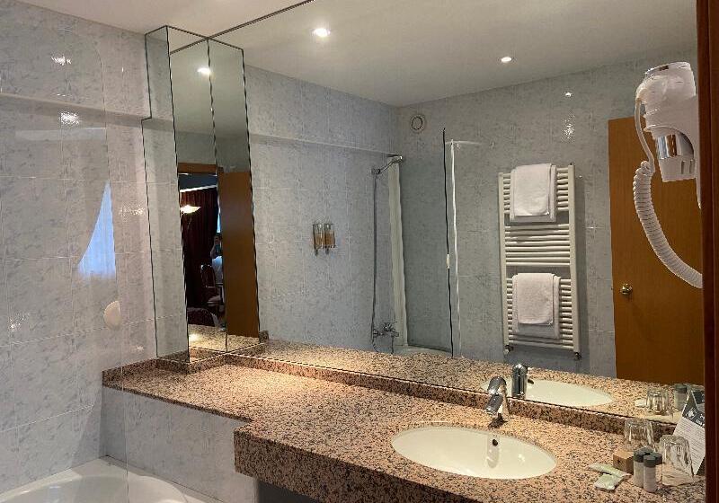 سوییت جونیور, Llop Gris