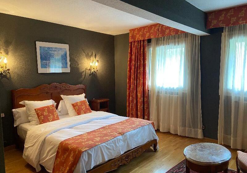 سوییت جونیور, Llop Gris