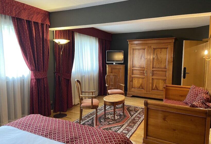 سوییت جونیور, Llop Gris