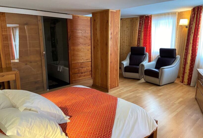 سوییت, Llop Gris