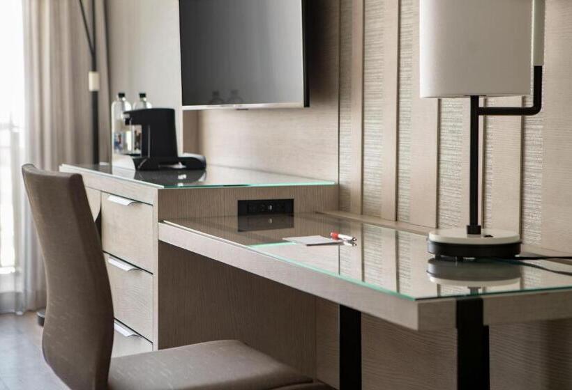 스위트 킹사이즈 침대, Orlando World Center Marriott